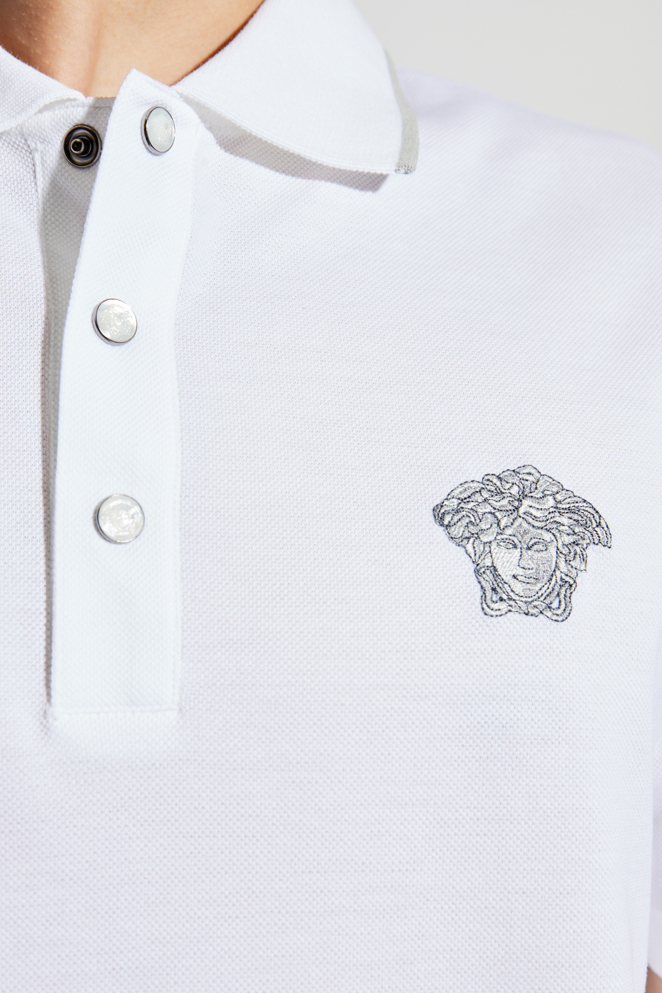 White Polo with Medusa head Versace - Vitkac AS